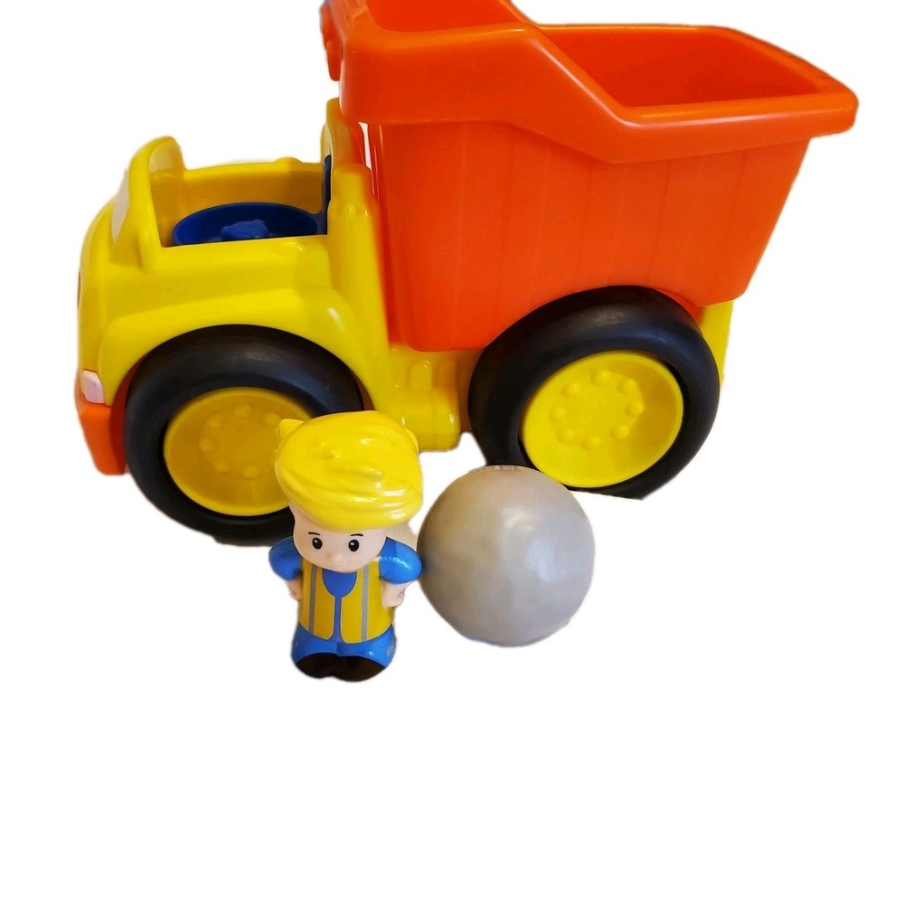 Fisher Price Little People Rumblin Rock Dump Truck 2013 Mattel‎